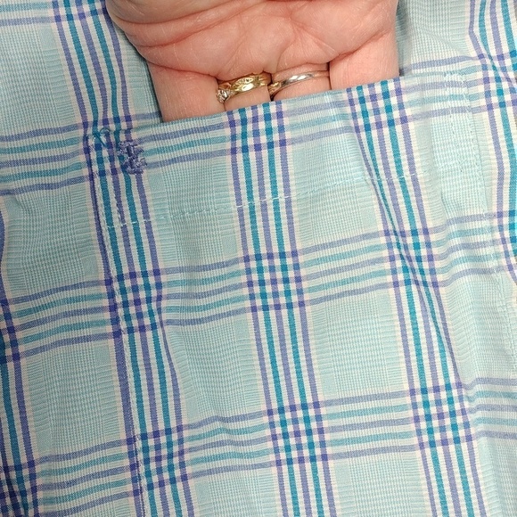 Izod men's casual shirt size medium - Picture 4 of 13